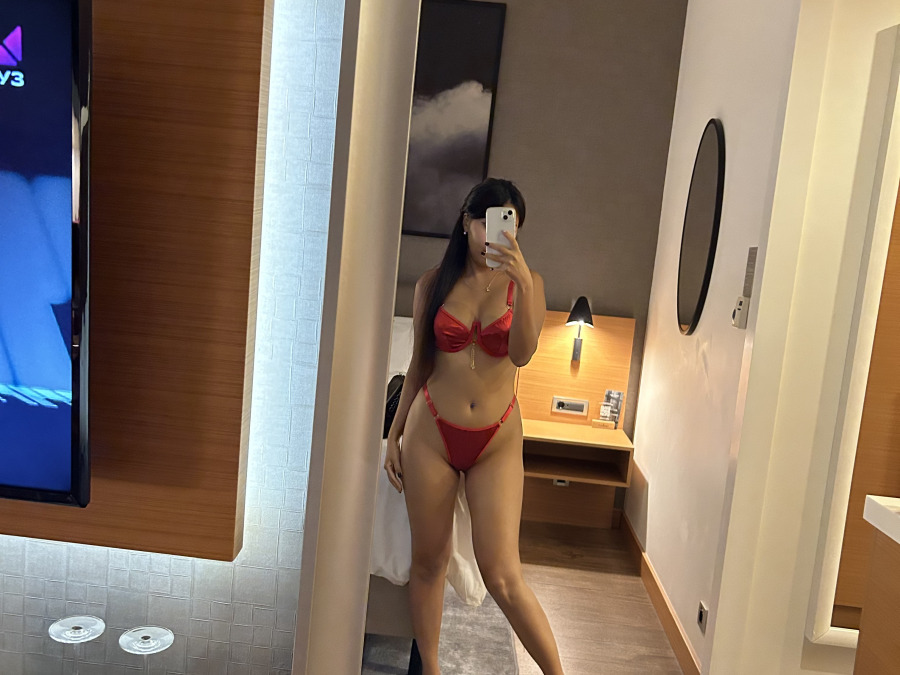 sexting and porn chat model photo Asel 5