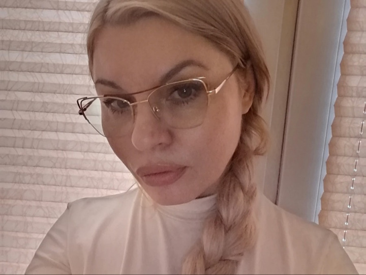 Милфа с Большими Губами хочет Тебя!