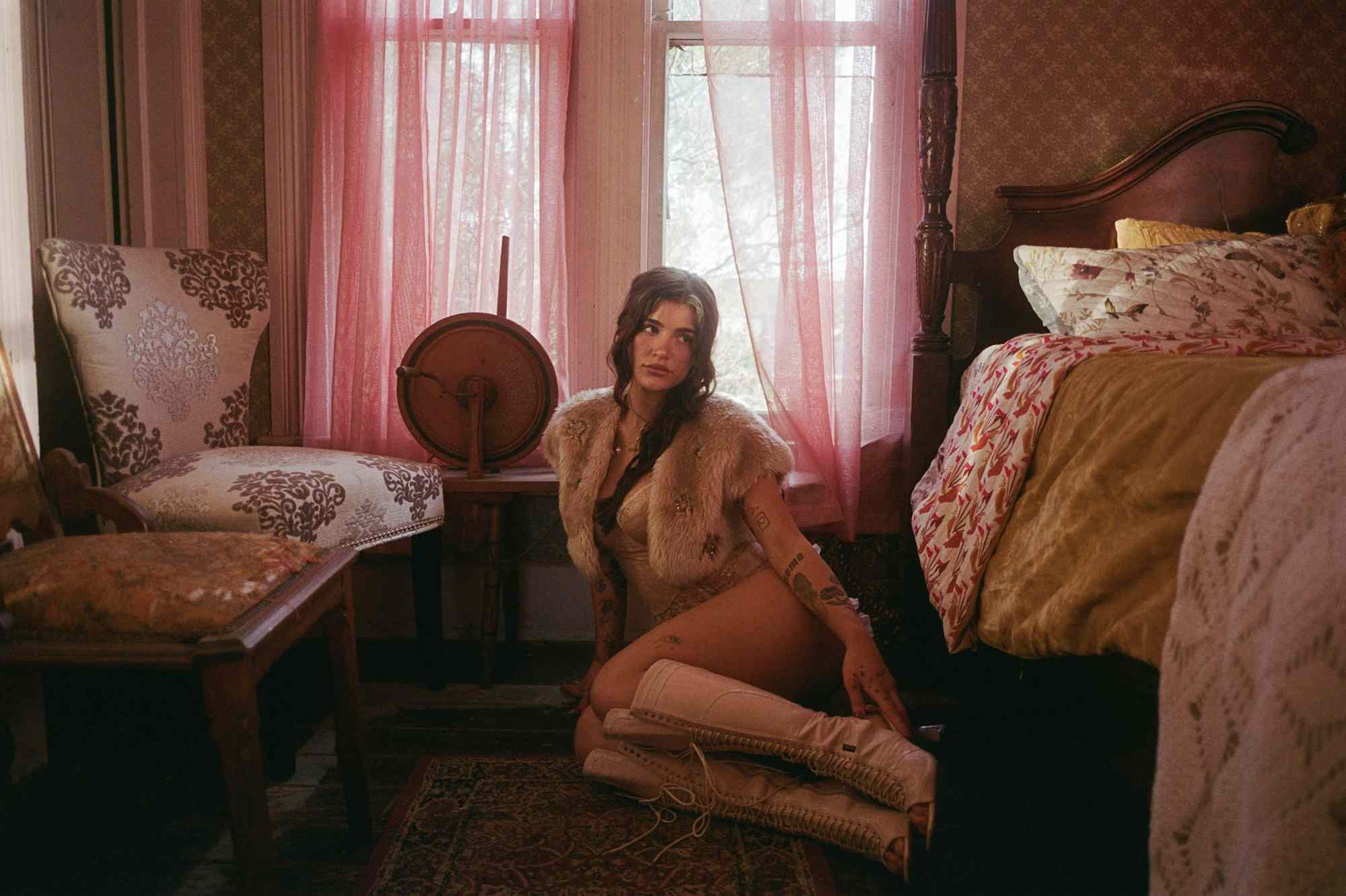 image from article Five webcam models who rewrote the rules 30